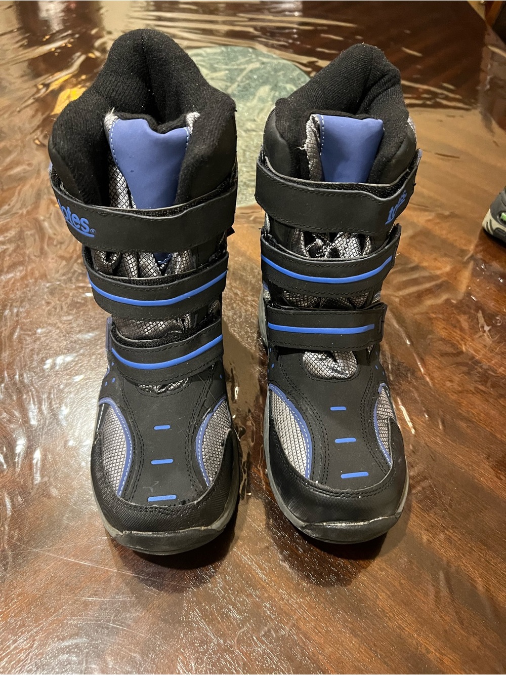 Totes Kids Black and Blue Winter Boots with Easy Hook-and-Loop Closures